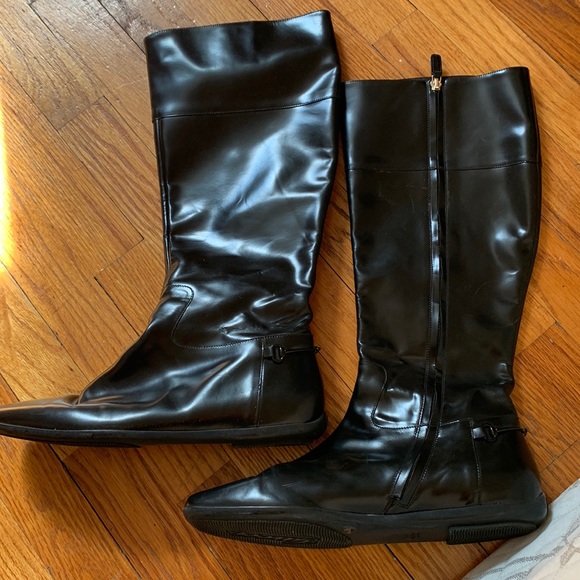 GUCCI- almost knee length boots - Picture 1 of 5